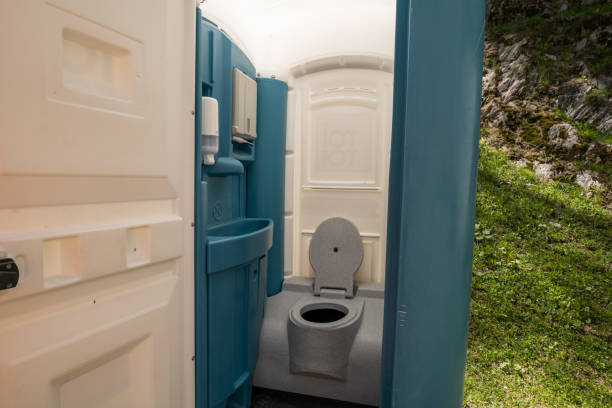 Best High-end porta potty rental  in Auberry, CA