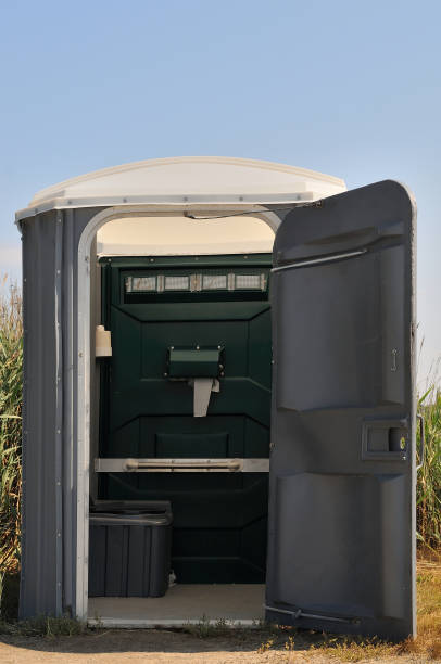 Porta potty delivery and setup in Auberry, CA